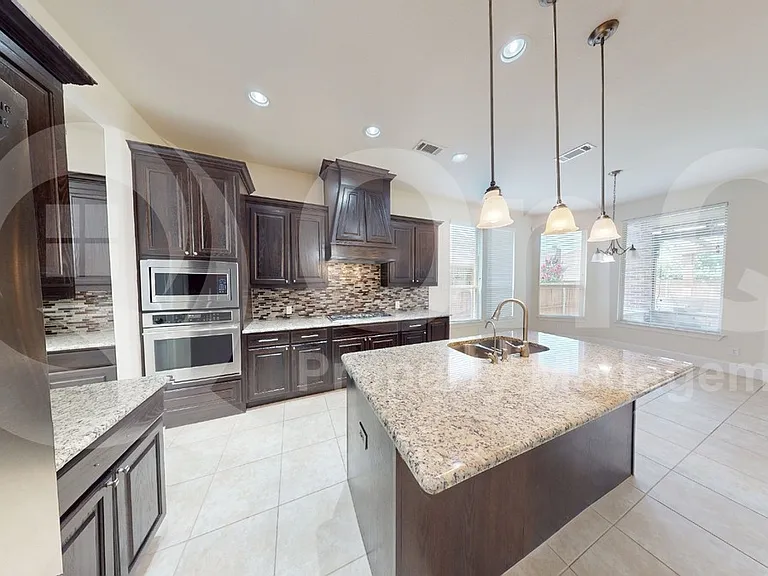 2707 Point Vista Dr — Photo 4