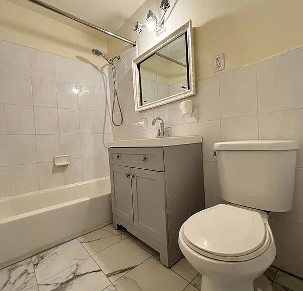 2813 Gunther Ave #2 — Photo 8