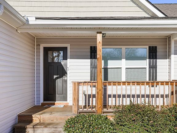 5th image of 748 Baldwin Orchard Dr
