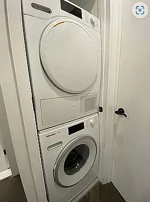 Laundry, photo 1