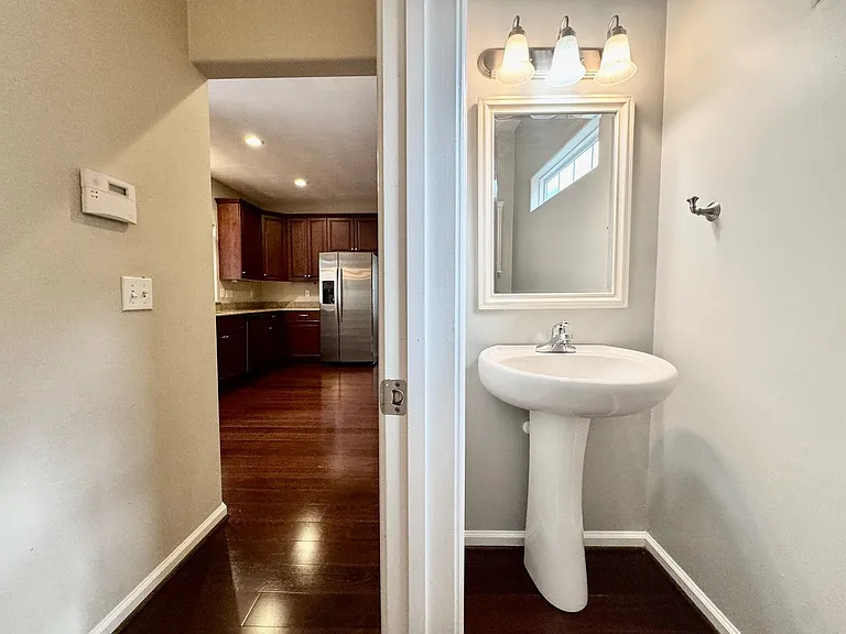 1116 Front St — Photo 26