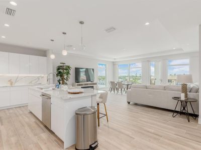 41 SW Seminole St #409, Stuart, FL, 34994