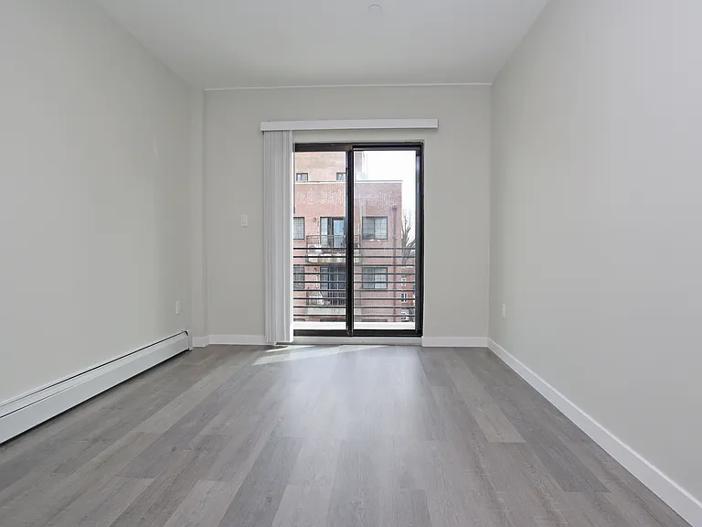 7163 161st St #3B — Photo 7