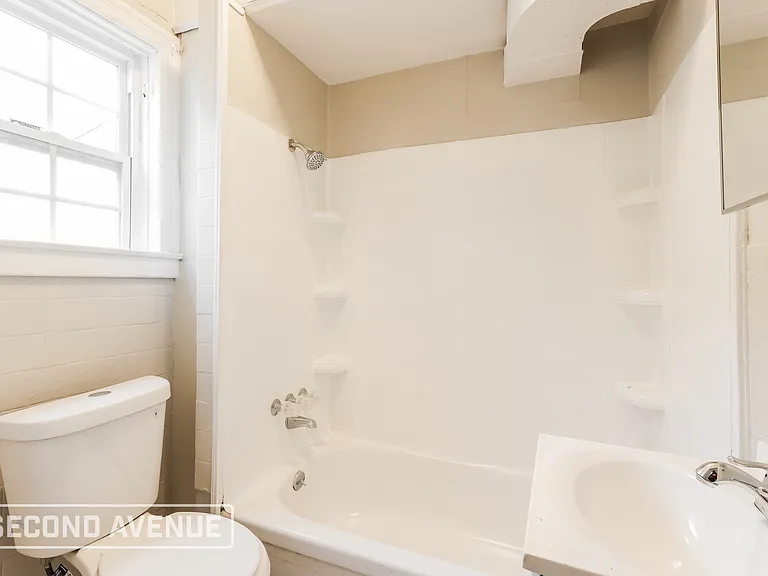 2302 Bolling Ave — Photo 19