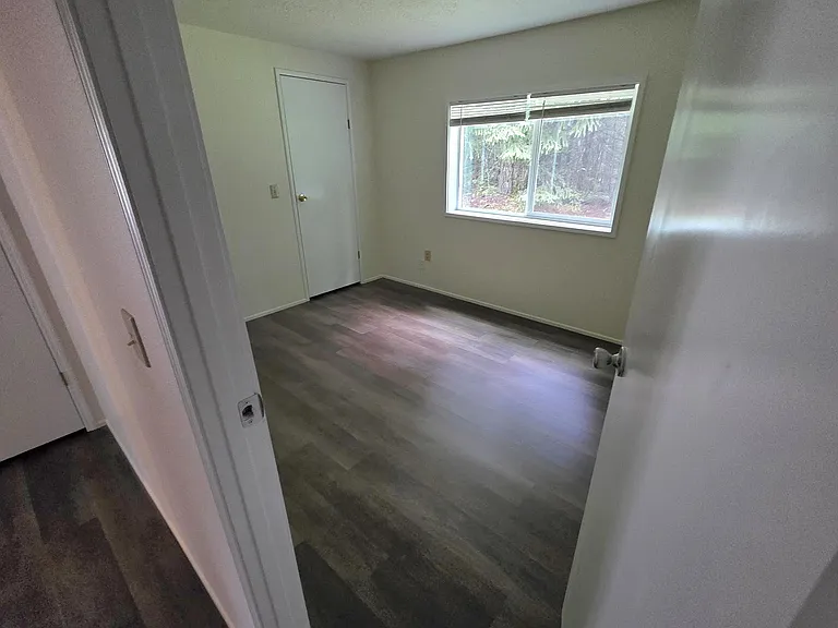 20835 Valsetz Rd — Photo 12