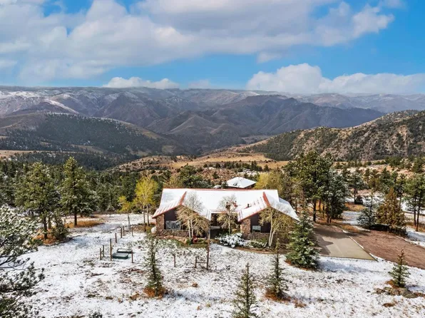 76 Rocky Vista Ct, Livermore, CO 80536