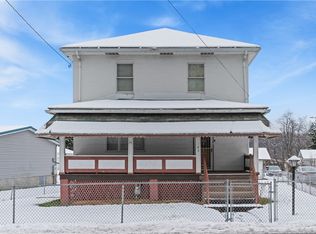 185 Main St, Smock, PA 15480