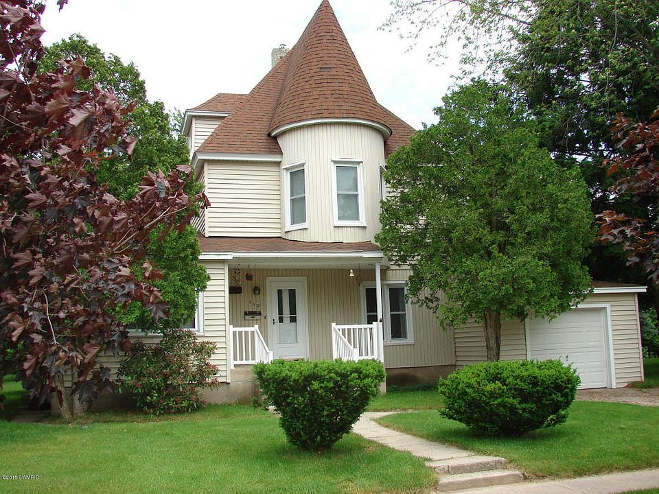 1st image of 118 S Peach Ave