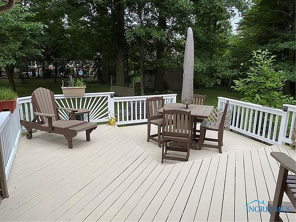 2nd image of 789 Timberview Dr