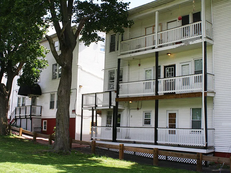 6 Gates St #1L — Photo 6