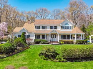 53 Gun Club Rd, Northport, NY 11768