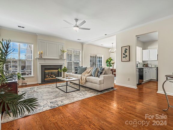 4th image of 8845 Ormeau Dr