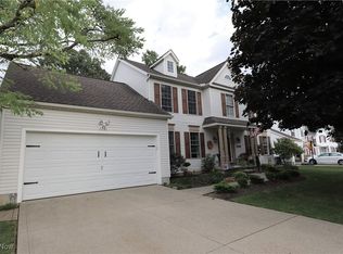 1561 Oak Branch Cir, Brunswick, OH 44212
