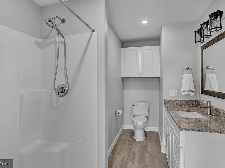 933 N Hanover St #2 — Photo 8