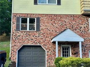 1317 Buckskin Trl, Bethel Park, PA 15102