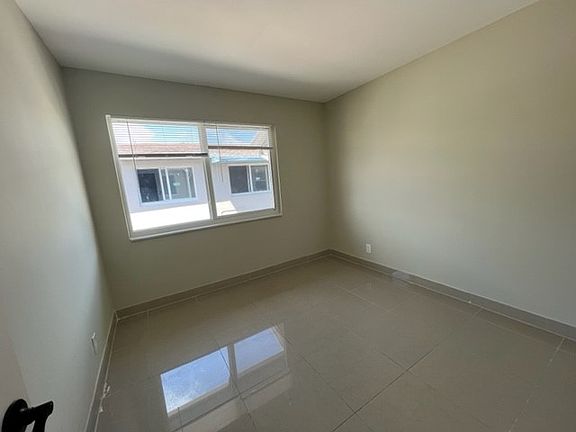 bedroom1a_11022022