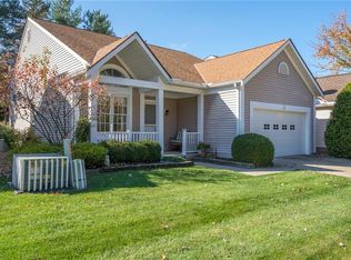 19260 Hidden Woods Ln, Strongsville, OH 44136