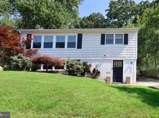 1536 Maurice Dr, Woodbridge, VA 22191