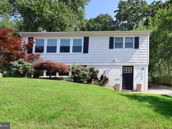 1536 Maurice Dr, Woodbridge, VA 22191