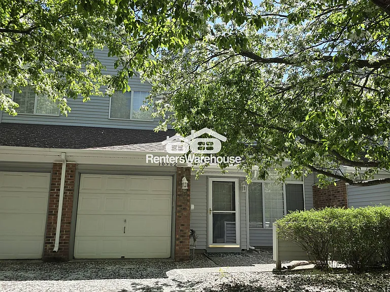 10962 Highland Rd — Photo 1
