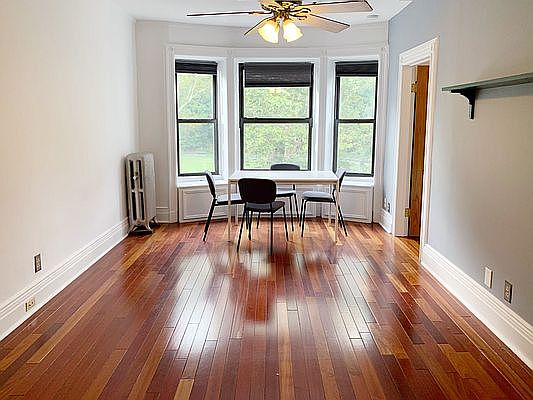 1st image of 296 Manhattan Ave #2F