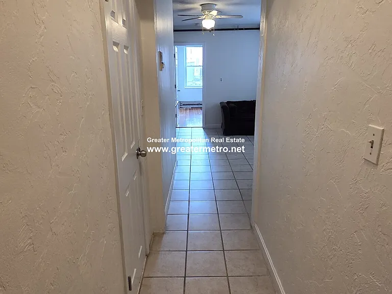 16 Battery St #4R — Photo 7