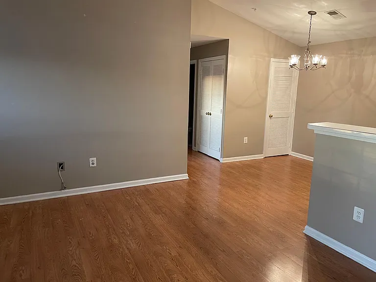 631 Constellation Sq SE #I — Photo 12