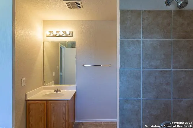 8123 Sandbar Point — Photo 21