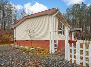 102 Flatlander Dr, Old Fort, NC 28762