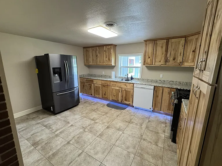 544 Cypress Trl — Photo 14