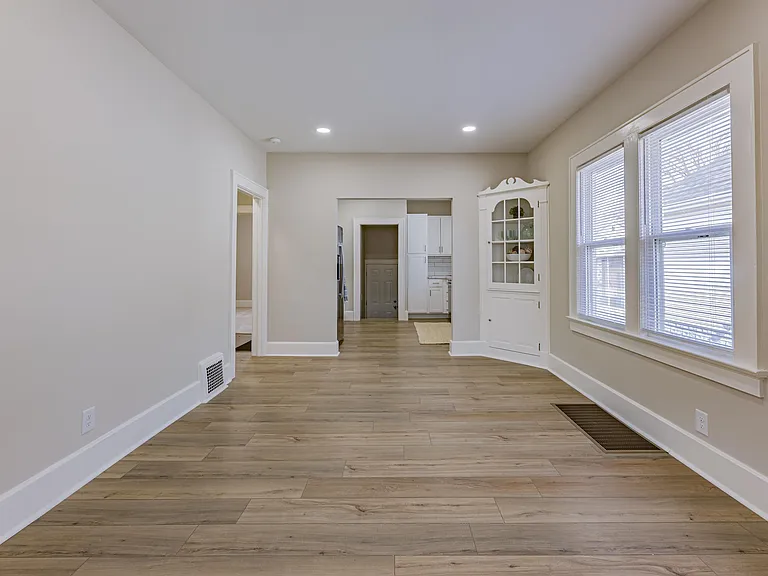 2727 Austin Ave — Photo 16