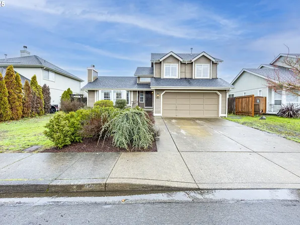 861 S 44th St, Springfield, OR 97478