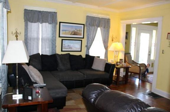 4th image of 28 Newton Ave