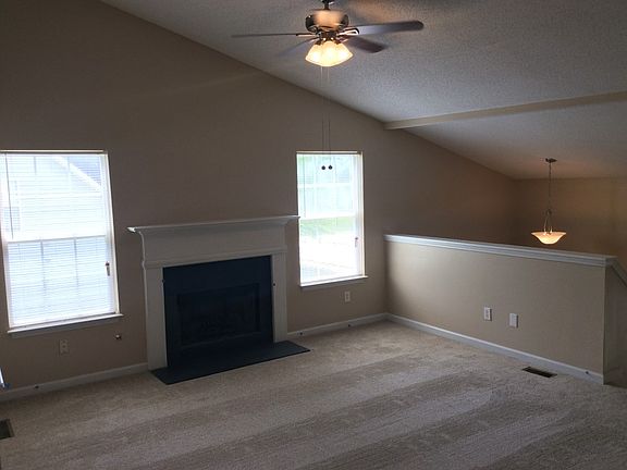 4th image of 7225 Cedar Forest Dr