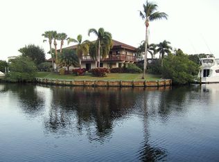 4295 SE Centerboard Ln, Stuart, FL 34997