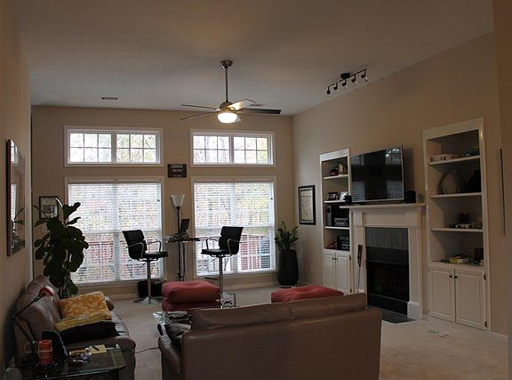 4th image of 433 Wade Plantation Dr