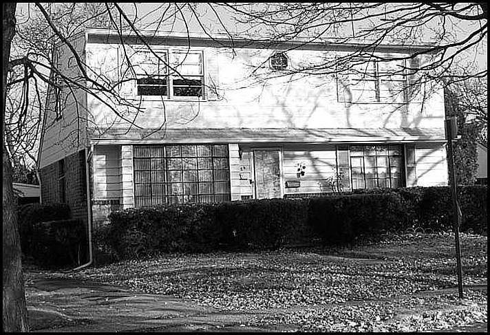1st image of 1128 Lorraine Dr