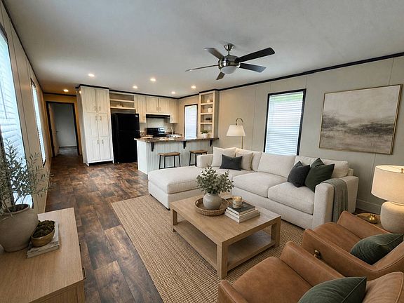 5th image of 18733 Samuels Rd #53