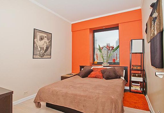 3rd image of 530 E 76th St APT 9B