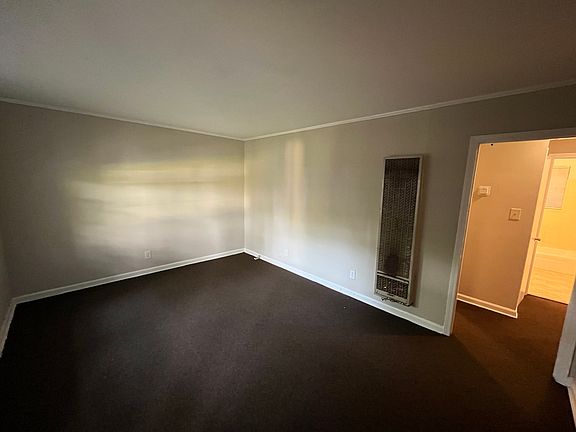2nd image of 4458 Robinson Dr