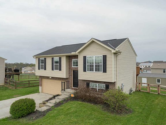 3rd image of 371 Rocky Pointe Ct