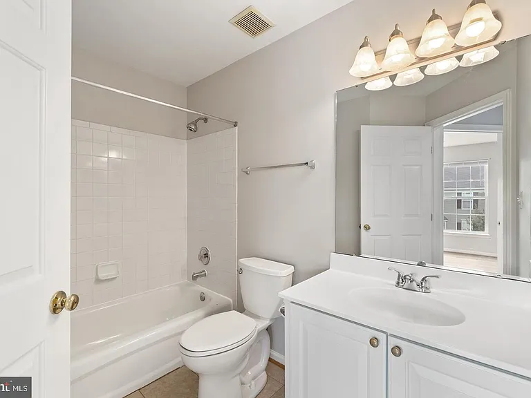 13700 Barksdale Dr — Photo 48