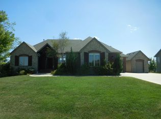 3401 N Deer Rdg, Rose Hill, KS 67133