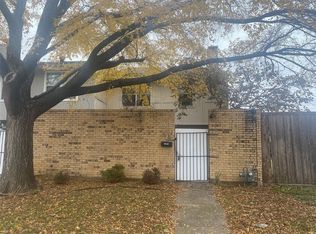 501 Towne House Ln, Richardson, TX 75081