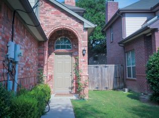 911 Spring Valley Plz, Richardson, TX 75080