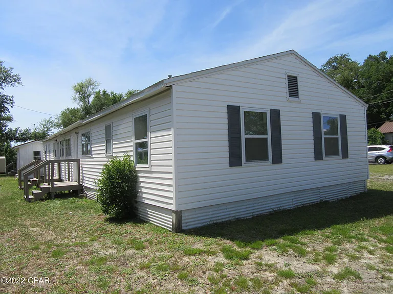 351 College Ave #A — Photo 3