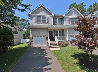 654 N Avenue Ext, Dunellen, NJ 08812
