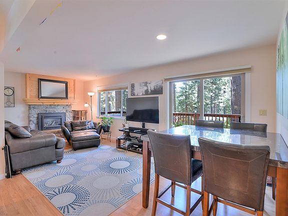 3rd image of 13283 Sierra Dr