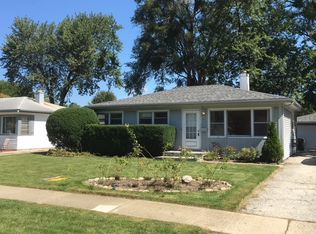 229 N Pershing Ave, Mundelein, IL