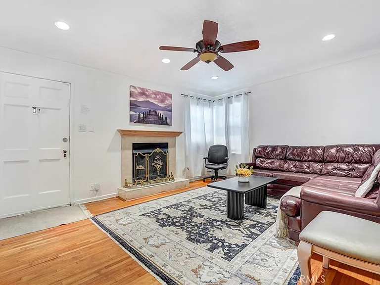 619 E Fairview Blvd — Photo 5